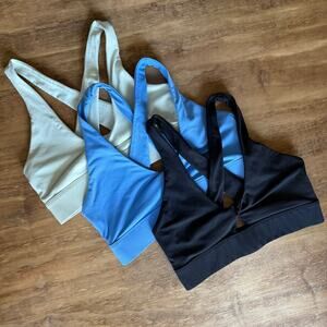 Fabletics Women’s Small Oasis Twist Medium Impact Sports Bra - 3 Piece Bundle